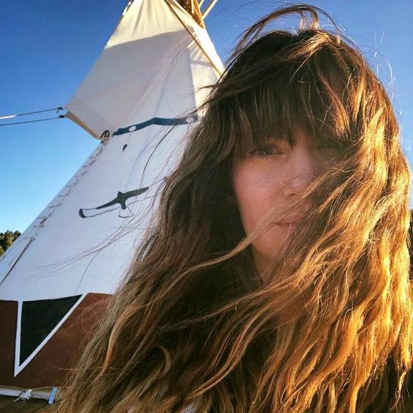 Meet your Posher, Isabelle - Picture 1 of 1